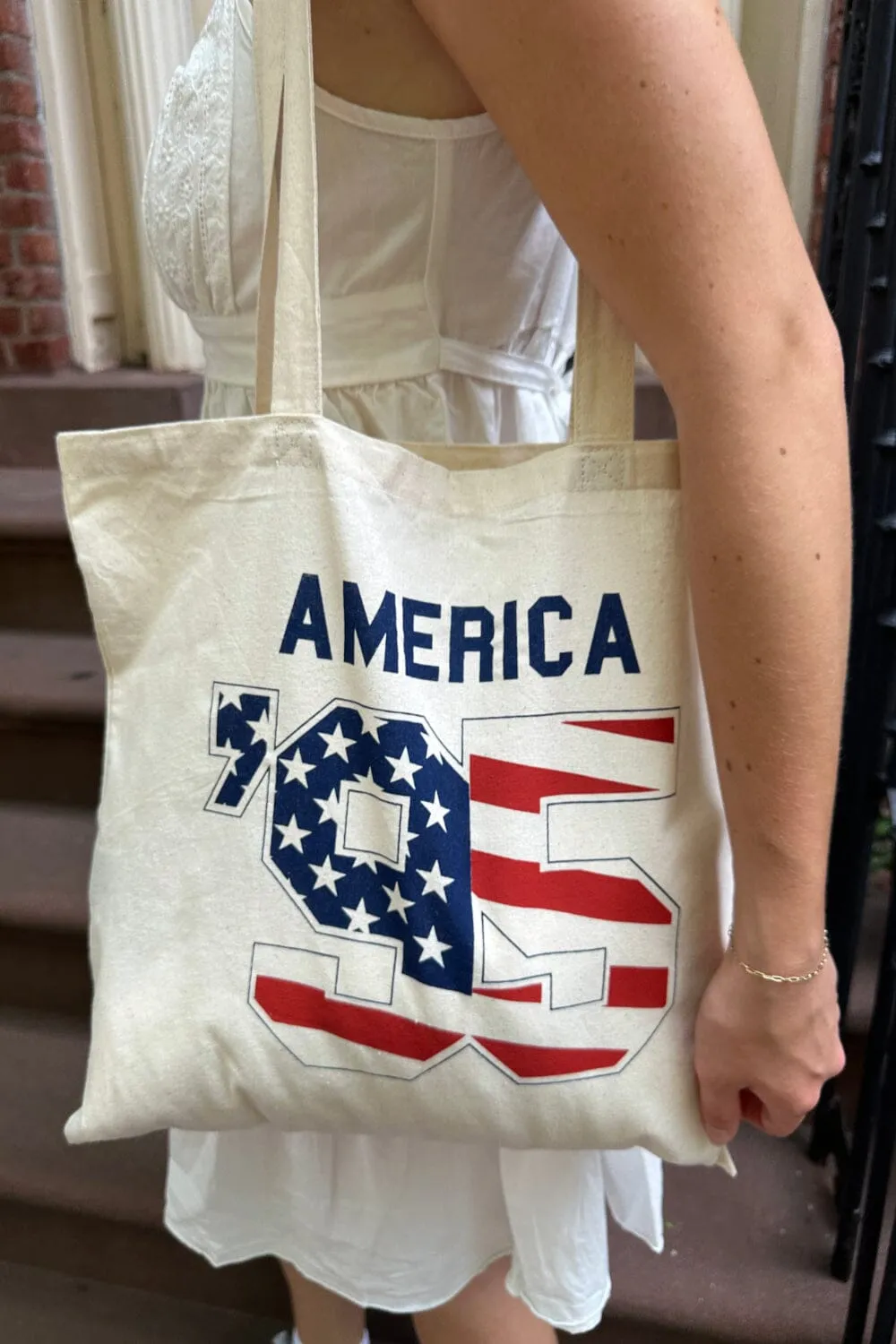 America '95 Tote Bag