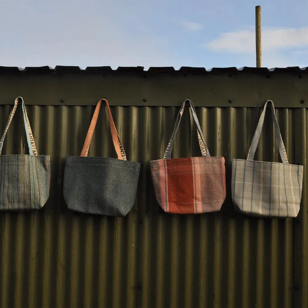 Little Shopper - Sofi Clunes