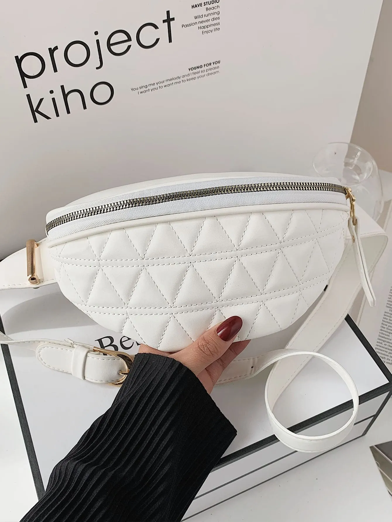Minimalist Quilted Fanny Pack