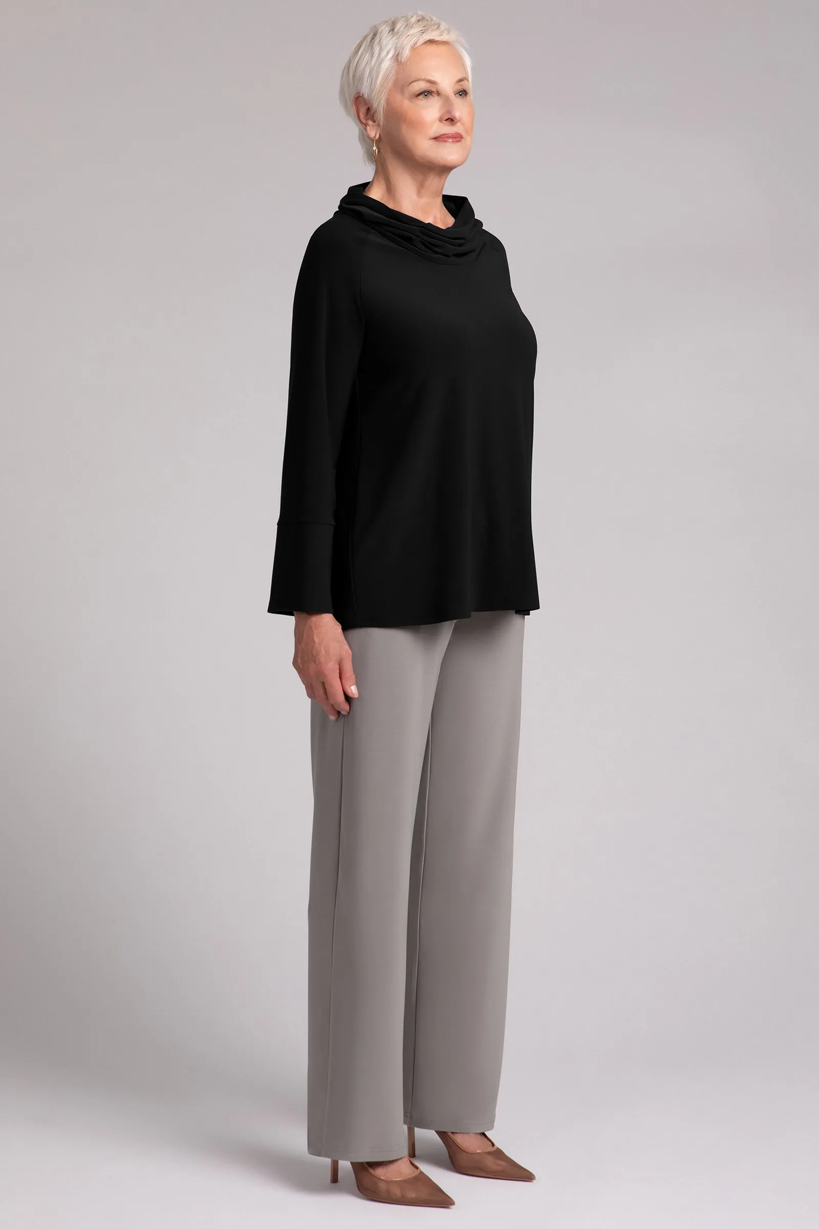 Wide Cuff Raglan Sleeve Top | Black